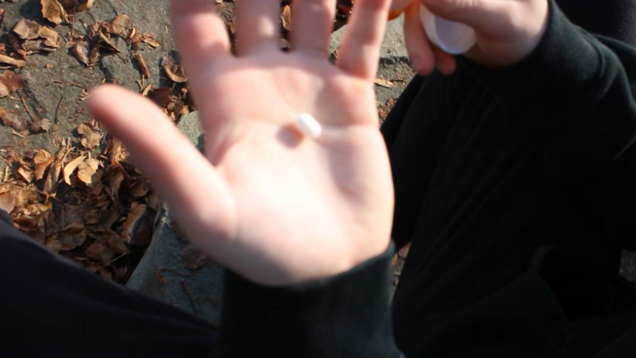 Five More Minutes Movie Screenshot 5 Five More Minutes Movie Screenshot 5